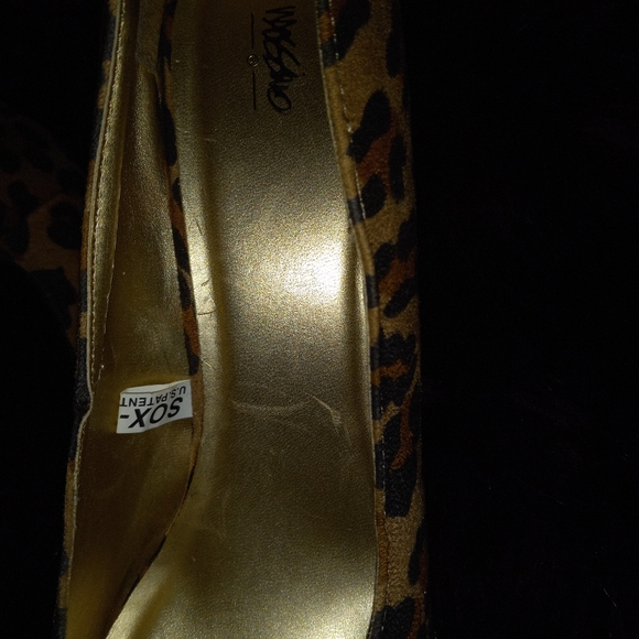 Cheetah print shoes - Picture 4 of 4